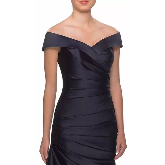 La Femme Womens Off the Shoulder Ruched Satin Trumpet Gown 12 Navy. NWOT. 16 - Picture 1 of 11